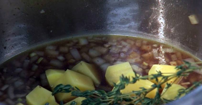 Рецепт Кукурузный суп с беконом и креветками  шаг-2