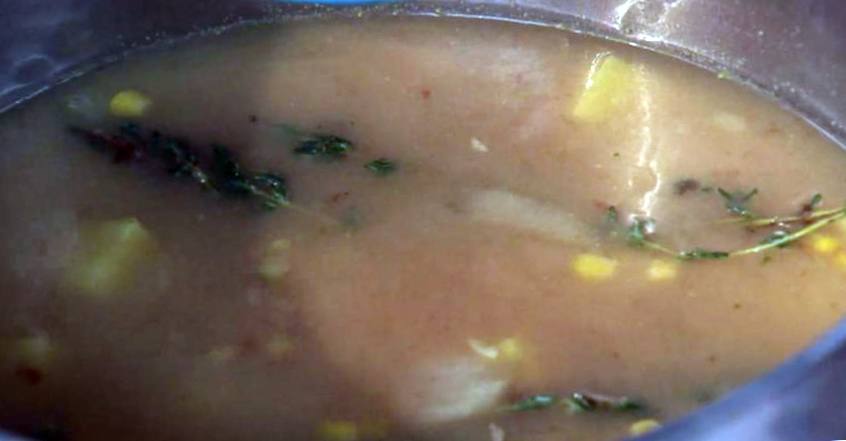 Рецепт Кукурузный суп с беконом и креветками шаг-3