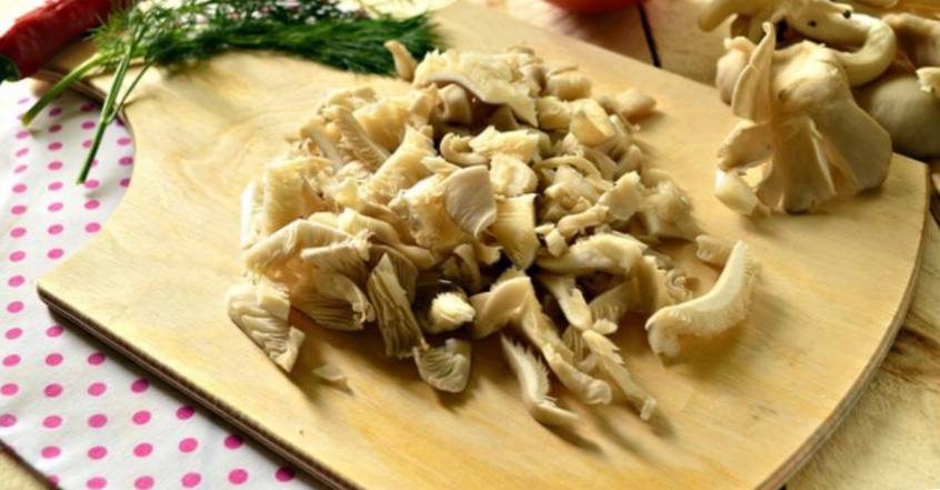 Рецепт Овощной суп с грибами  шаг-4