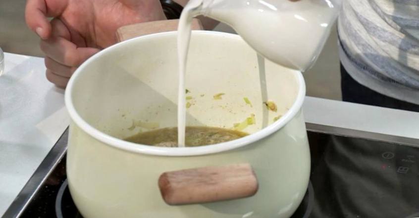 Рецепт Пряный суп с телячьими мозгами шаг-5