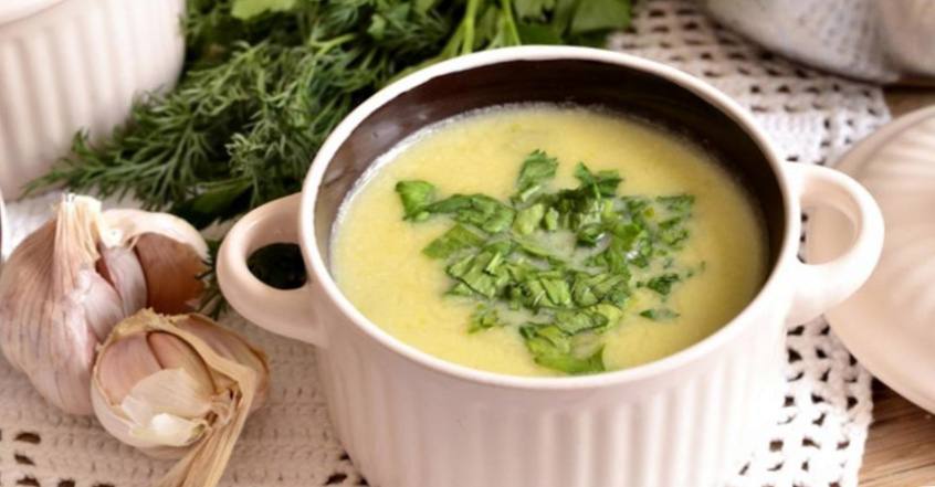 Рецепт Сырный суп-пюре с кабачком  шаг-4