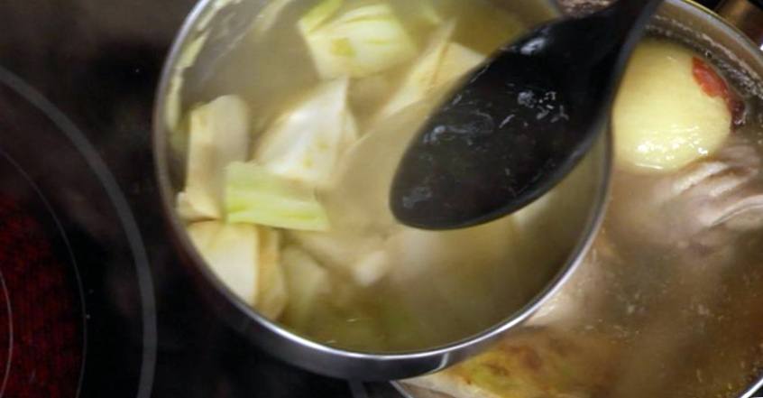 Рецепт Суп из сельдерея, фенхеля и груши  шаг-4