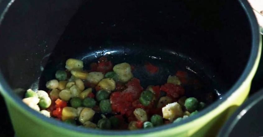 Рецепт Суп из замороженных овощей шаг-5