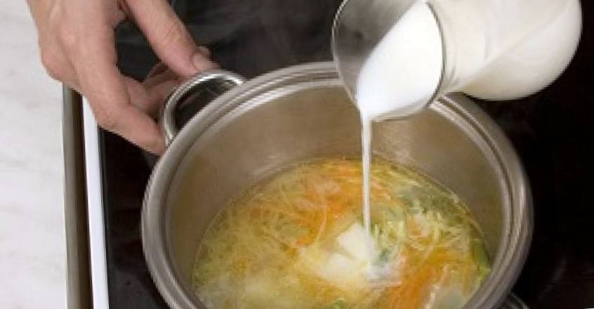 Рецепт Суп молочный с овощами  шаг-2