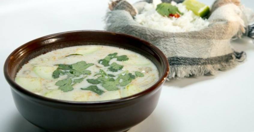 Рецепт Том Кха Гай. Куриный суп с кокосовым молоком и галангалом шаг-7