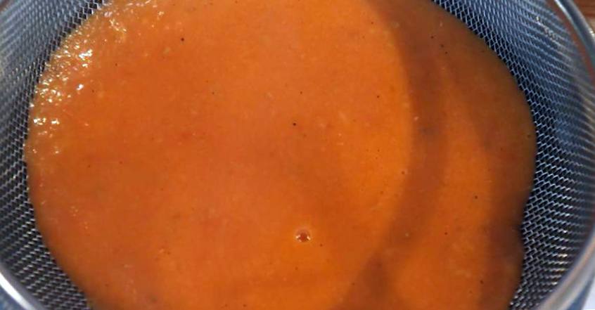 Рецепт Томатный суп с клёцками шаг-7