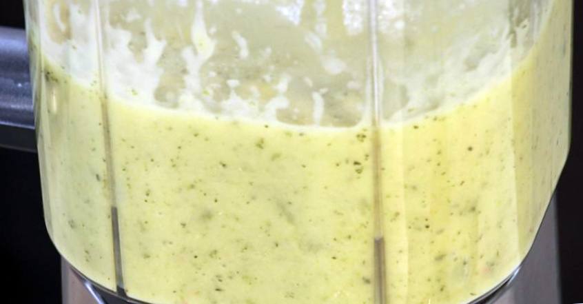 Рецепт Зелёный суп и бутерброды с паштетом из мидий шаг-5