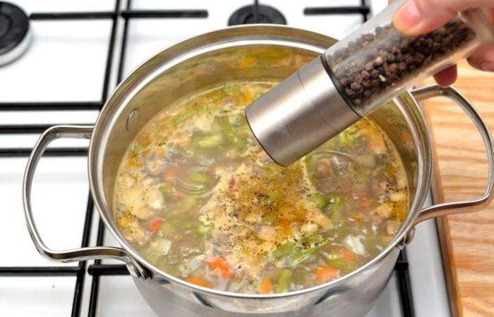 Рецепт Овощной суп с перловой крупой шаг-6