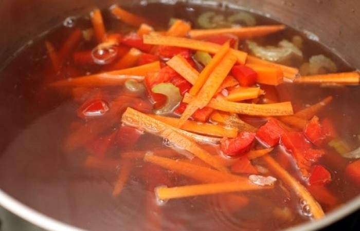 Рецепт Вегетарианский фасолевый суп шаг-3