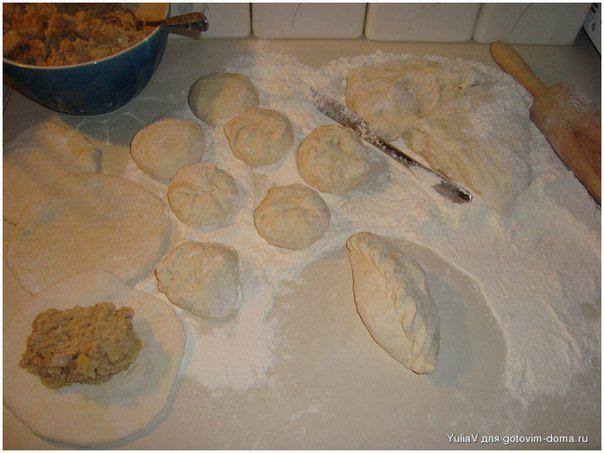 Рецепт Быстрые пирожки с картошкой и мясом шаг-5