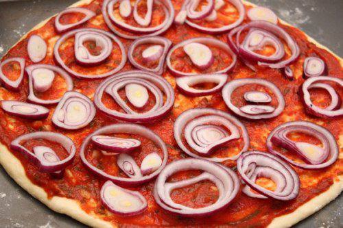 Рецепт Пицца с беконом шаг-5