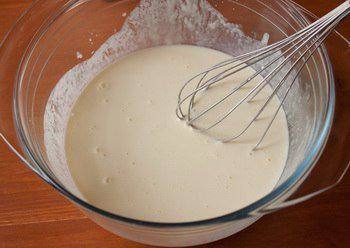 Рецепт Пирог с сыром бри и ветчиной шаг-5