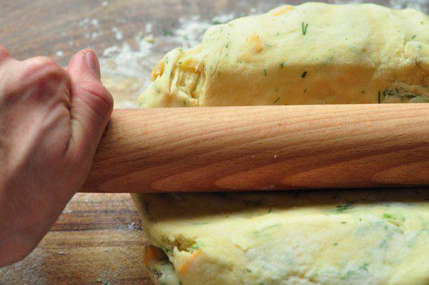 Рецепт Сдобные булочки с сыром и укропом  шаг-4