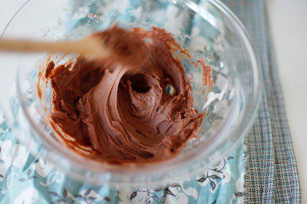 Рецепт Шоколадный пирог с черносливом  шаг-2