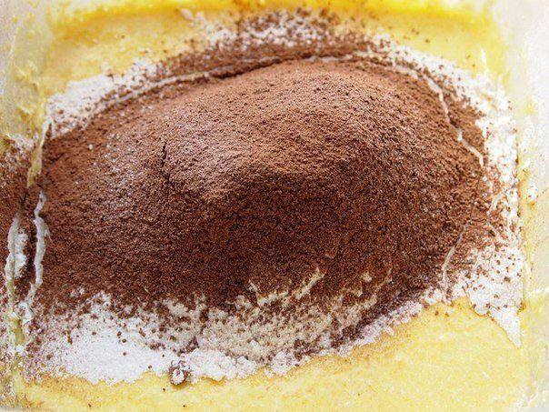 Рецепт Шоколадно-кокосовые сочники шаг-1