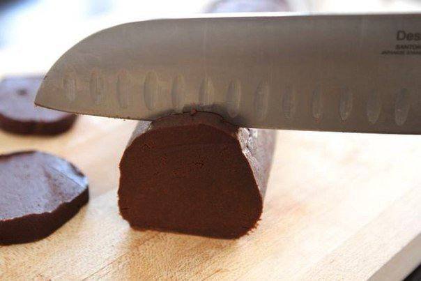 Рецепт Шоколодное печенье с начинкой  шаг-4
