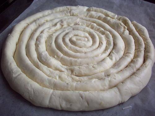 Рецепт Слоеный пирог с сыром шаг-5