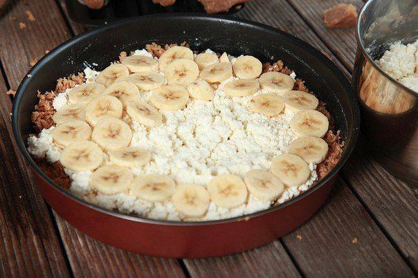 Рецепт Творожный пирог с бананами шаг-6