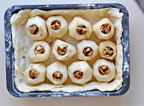Рецепт Творожный пирог с грушами и орехами шаг-6