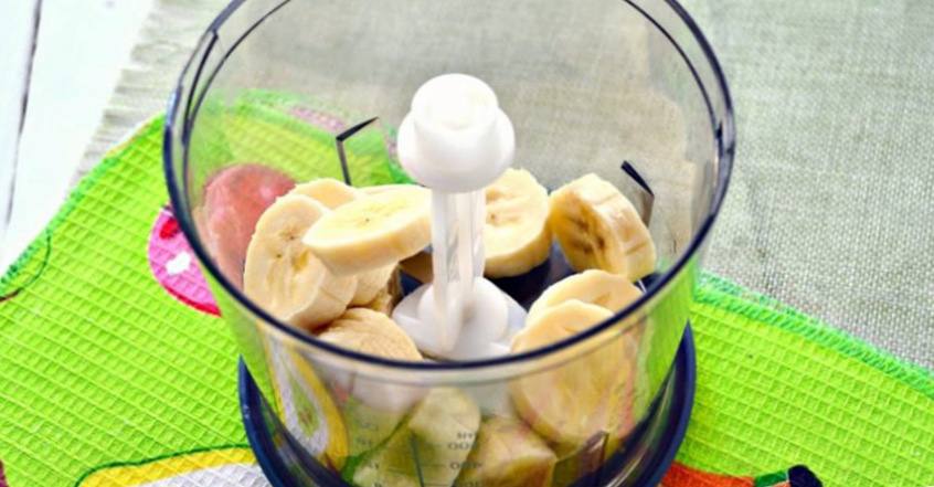 Рецепт Банановые оладушки шаг-1