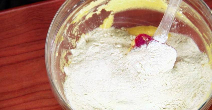 Рецепт Безглютеновый йогуртовый пирог  шаг-2