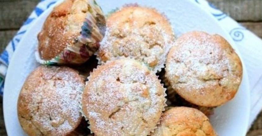 Рецепт Домашние кексы с яблоками и корицей шаг-3