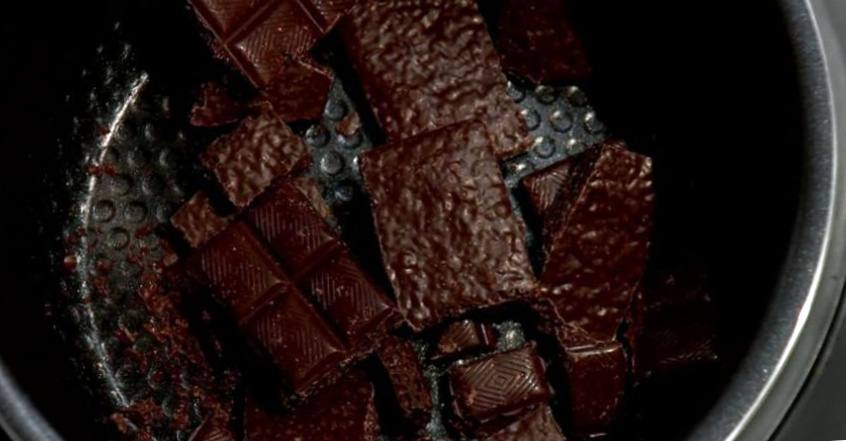 Рецепт Кекс с клубникой и шоколадом  шаг-2