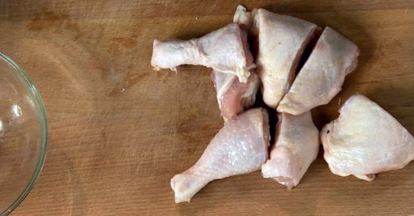 Рецепт Пирожки посекунчики из куриных окорочков и телятины шаг-1
