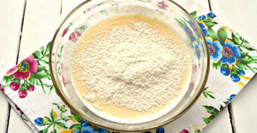 Рецепт Пышные оладьи на молоке с маком шаг-3