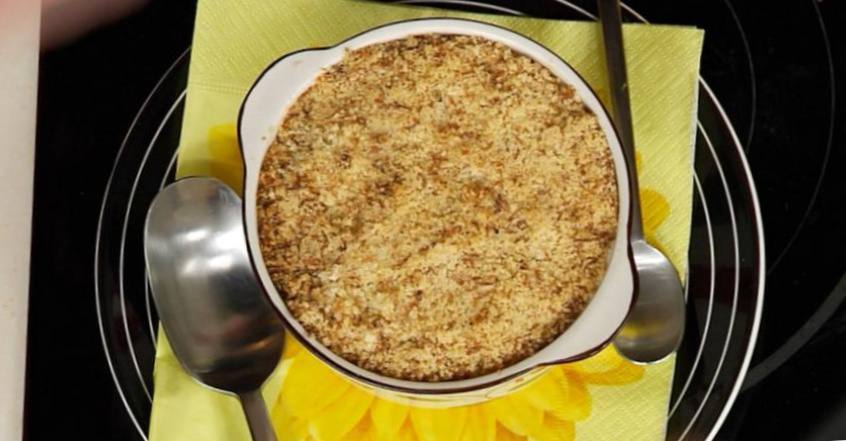 Рецепт Утренний яблочный пирог с кокосовой корочкой шаг-6