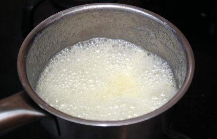 Рецепт Блинчики с грушевым соусом из рисовой муки  шаг-4