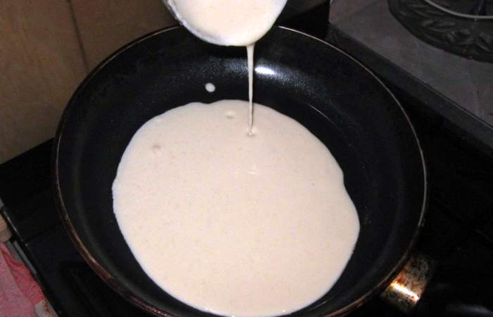 Рецепт Блины на кислом молоке шаг-6