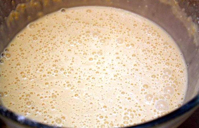 Рецепт Блины на молоке из дрожжевого теста  шаг-2