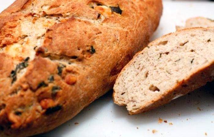 Рецепт Хлеб с орехами, базиликом и козьим сыром шаг-10