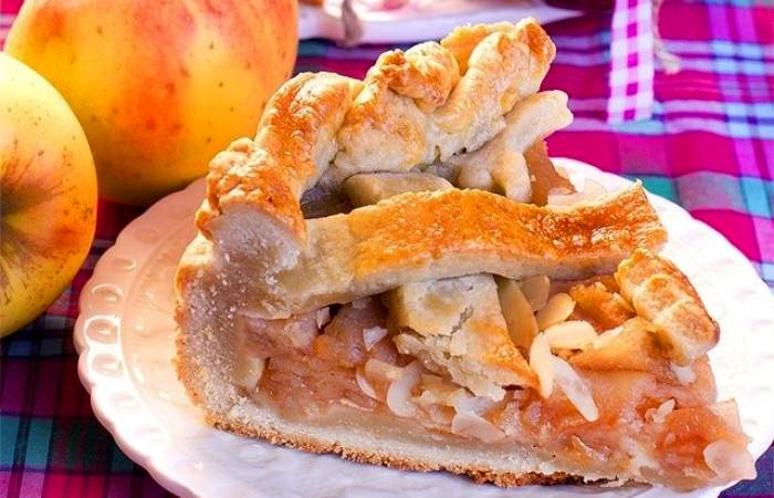 Рецепт Нежный яблочный пирог шаг-9