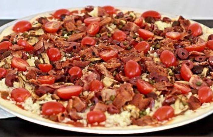 Рецепт Пицца сытная шаг-10