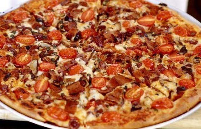 Рецепт Пицца сытная шаг-11