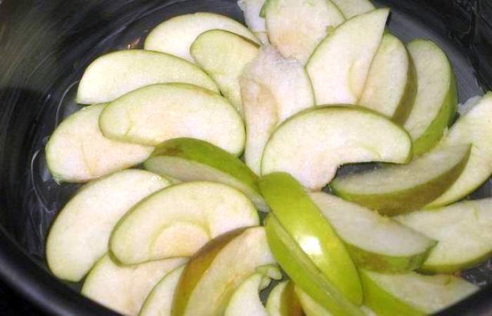 Рецепт Пирог из яблок в мультиварке  шаг-2