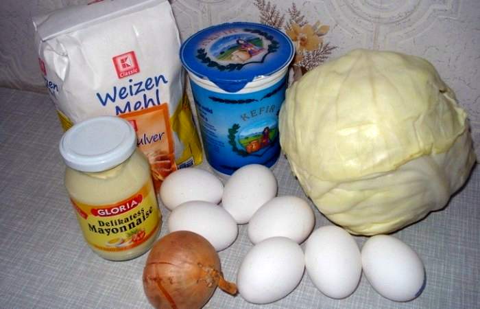 Рецепт Пирог с капустой на кефире шаг-1