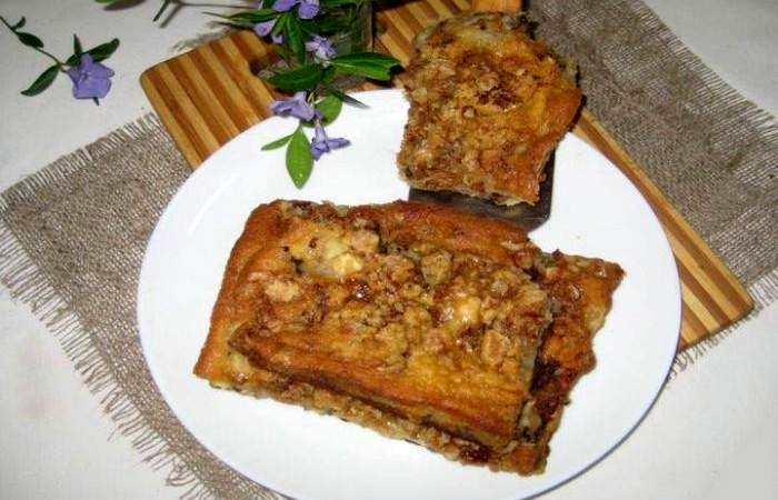 Рецепт Пирог с яблоками и грецкими орехами шаг-10