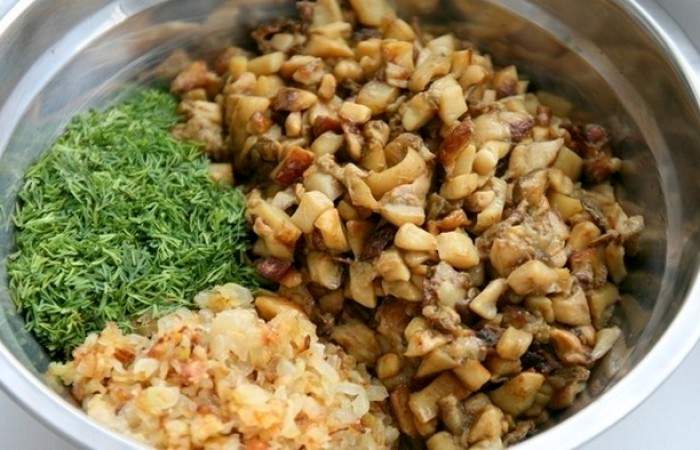Рецепт Пирожки с грибами из картофельного теста  шаг-2