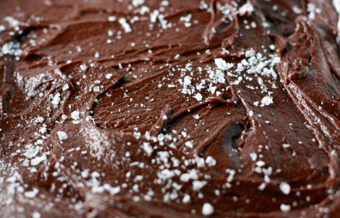 Рецепт Шоколадное пирожное с солью шаг-5
