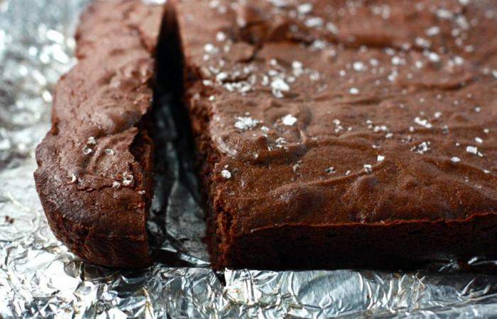 Рецепт Шоколадное пирожное с солью шаг-6