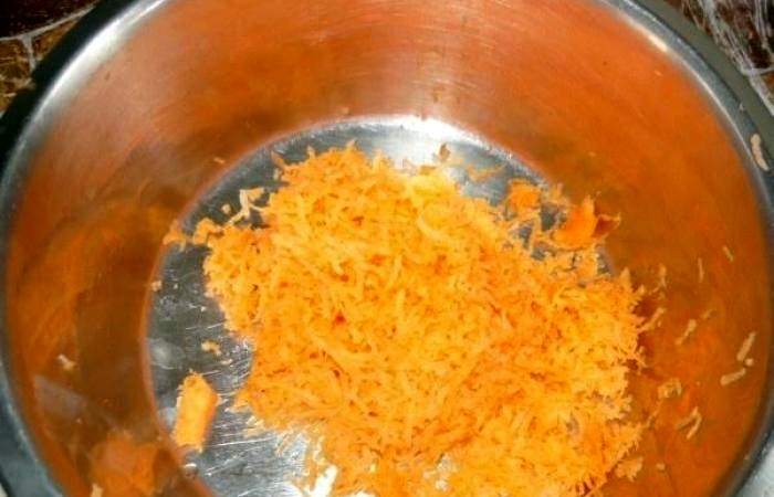 Рецепт Сырники с морковью шаг-1
