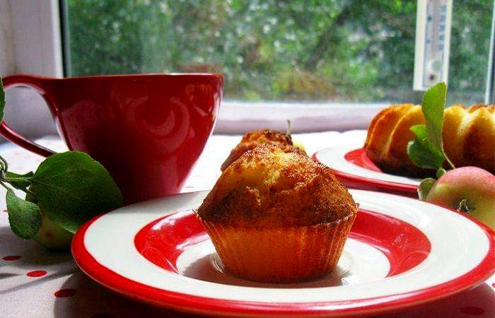 Рецепт Творожные кексы с яблоками в духовке  шаг-4