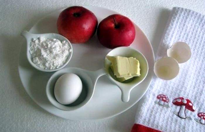 Рецепт Яблочный пирог с безе шаг-1