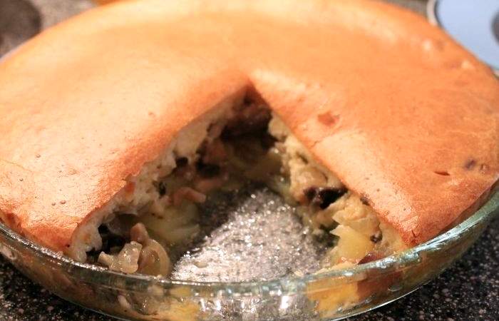 Рецепт Заливной пирог с картофелем и грибами шаг-5