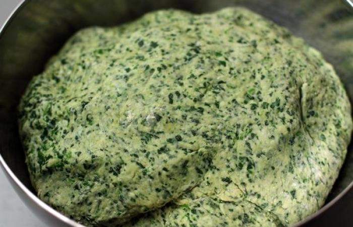Рецепт Зеленый хлеб со шпинатом шаг-3