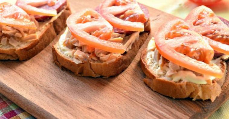 Рецепт Горячие бутерброды с кальмарами  шаг-4
