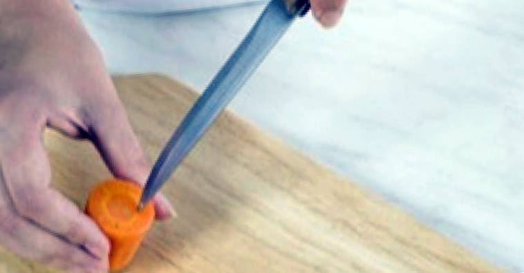 Рецепт Морковные рулетики с ореховым фаршем шаг-1